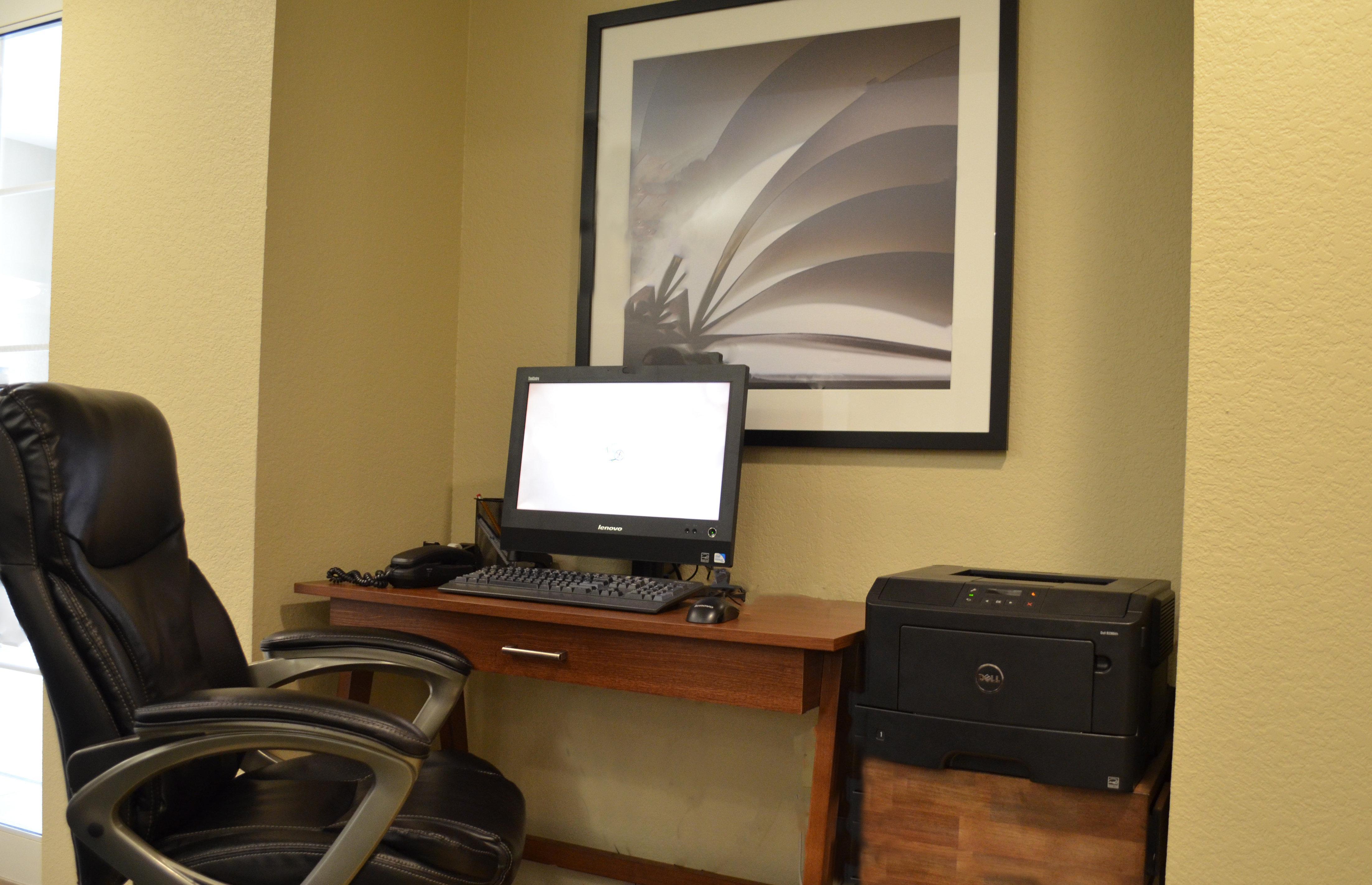 Candlewood Suites Greenville By Ihg Экстерьер фото