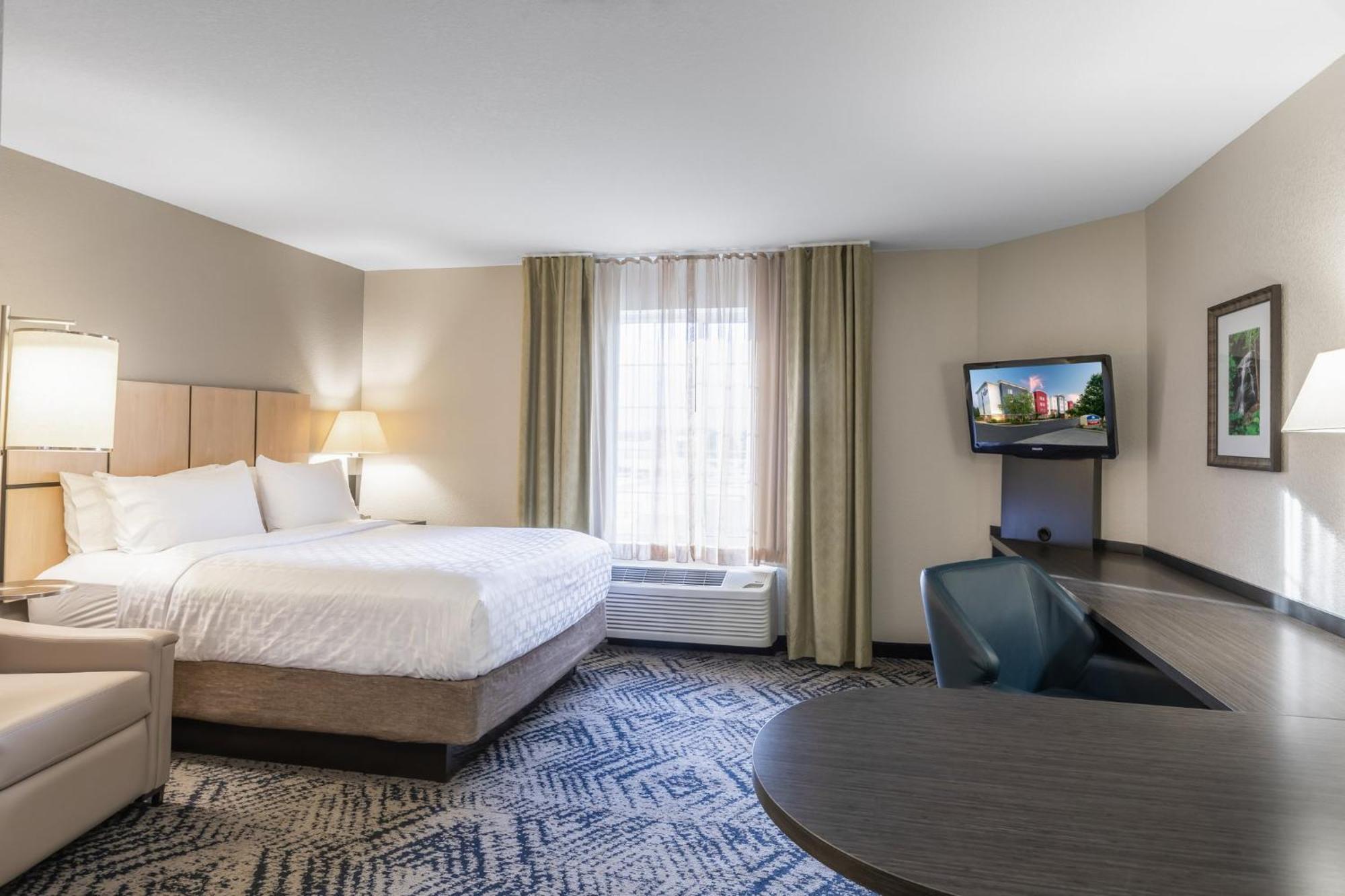 Candlewood Suites Greenville By Ihg Экстерьер фото